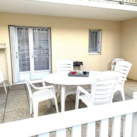 4 Pers Avec Terrasse Pres - Fr-1-224-795 *